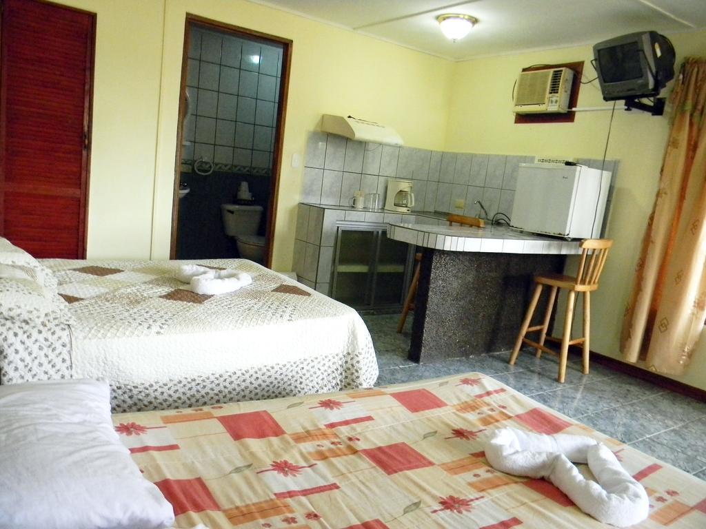 Cabinas Paraiso Pez Vela Quepos Szoba fotó
