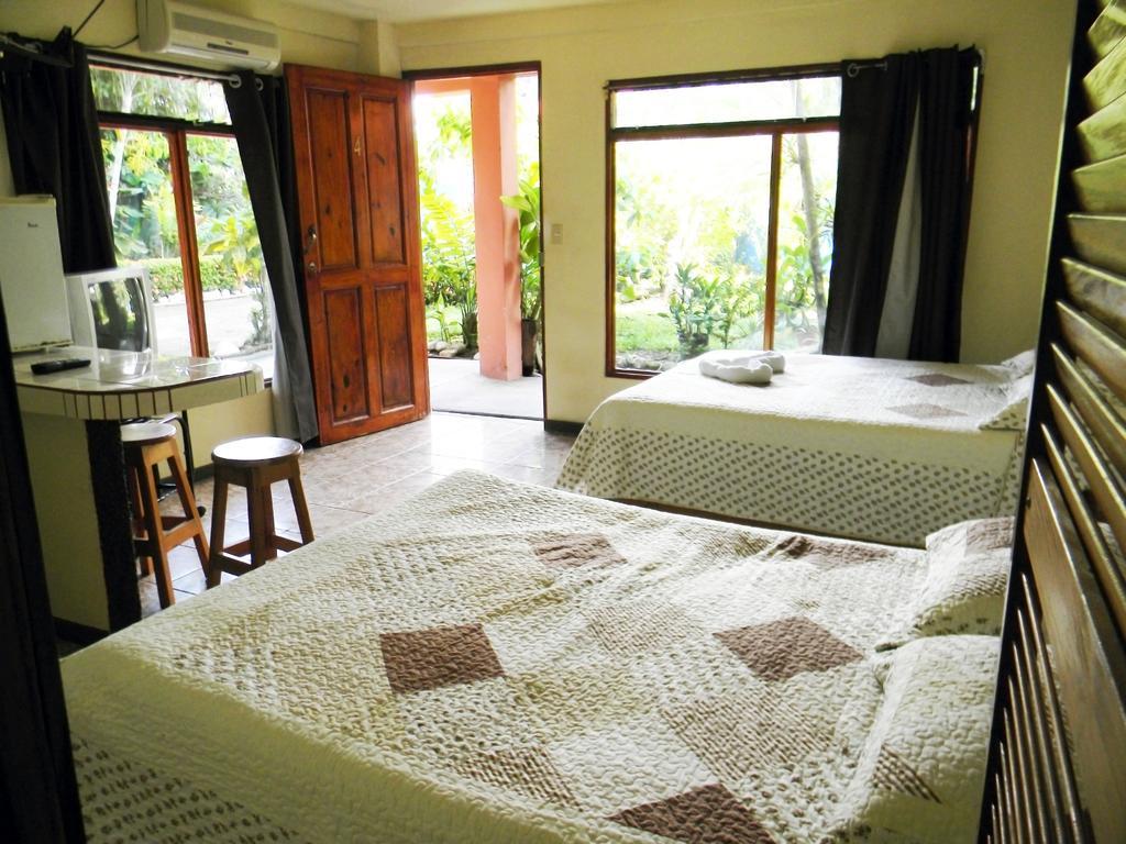 Cabinas Paraiso Pez Vela Quepos Szoba fotó