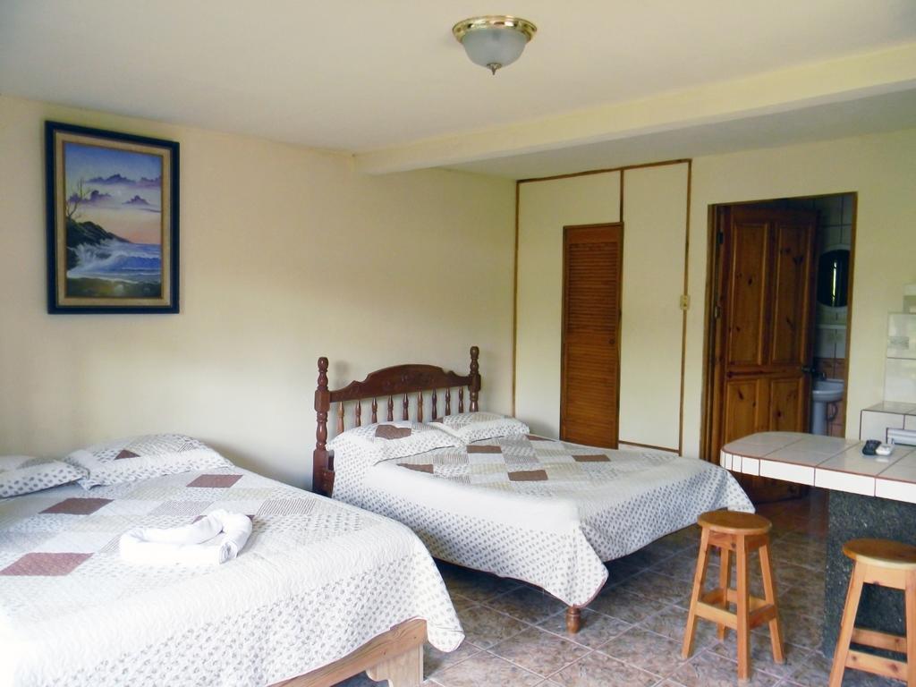 Cabinas Paraiso Pez Vela Quepos Szoba fotó